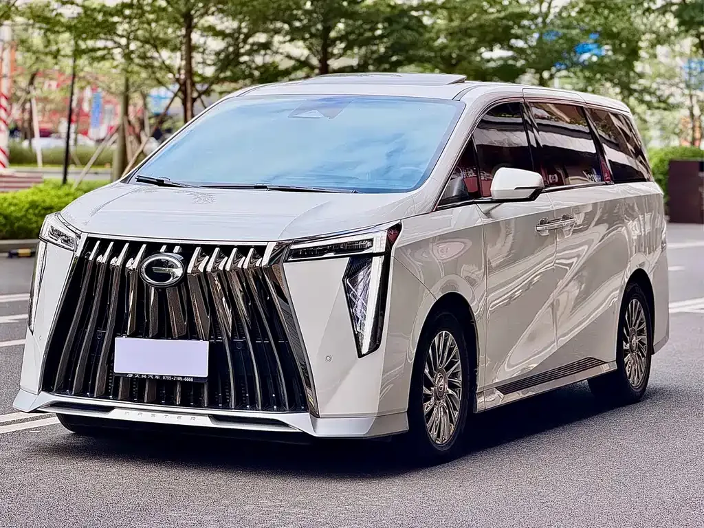 GAC Motor Trumpchi M8 — фото 1