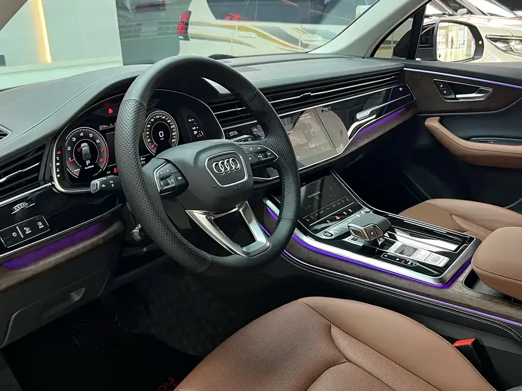 Audi Q7 2026 из CN, фото 8