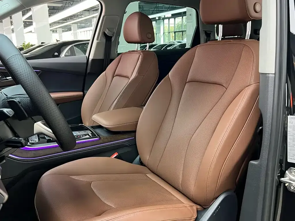 Audi Q7 2026 из CN, фото 7