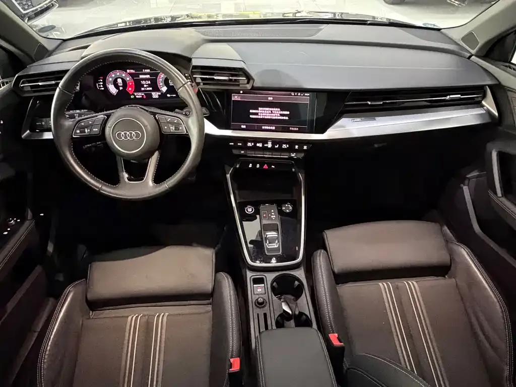 Audi A3 2023 из CN, фото 9