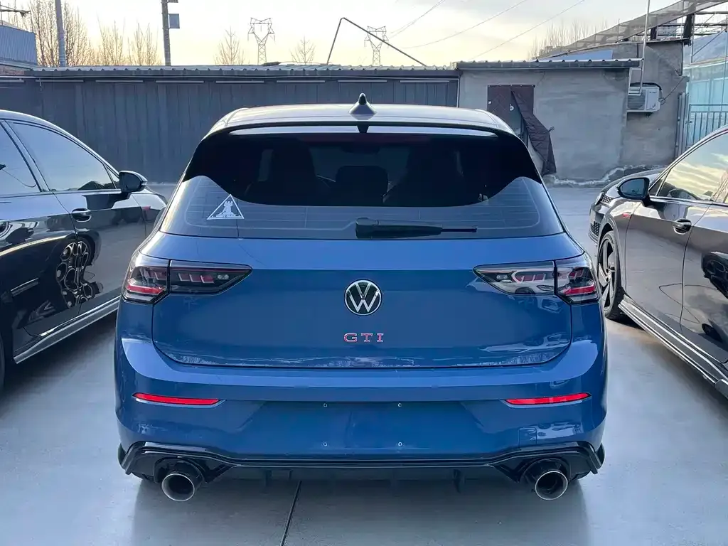 Volkswagen Golf GTI — фото 2