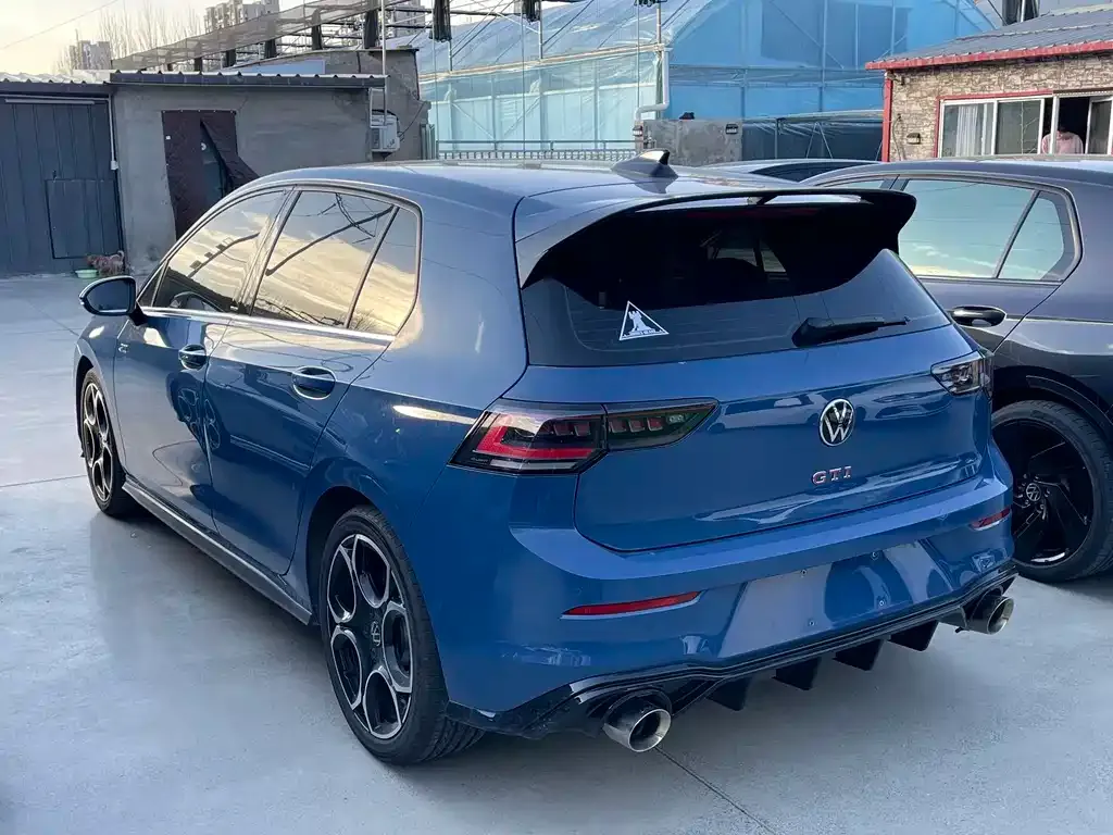 Volkswagen Golf GTI — фото 3