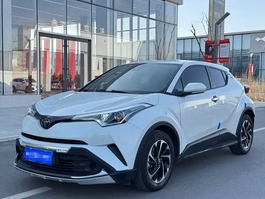 Toyota IZOA 2021 из CN, фото 1