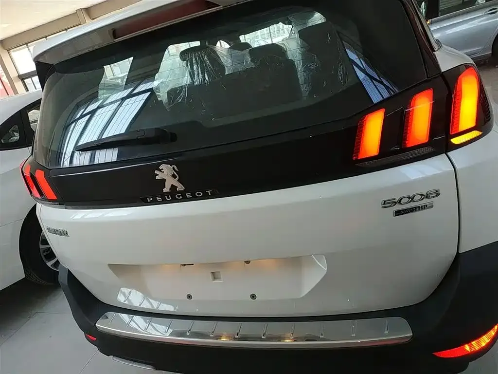 Peugeot 5008 2025 из CN, фото 10