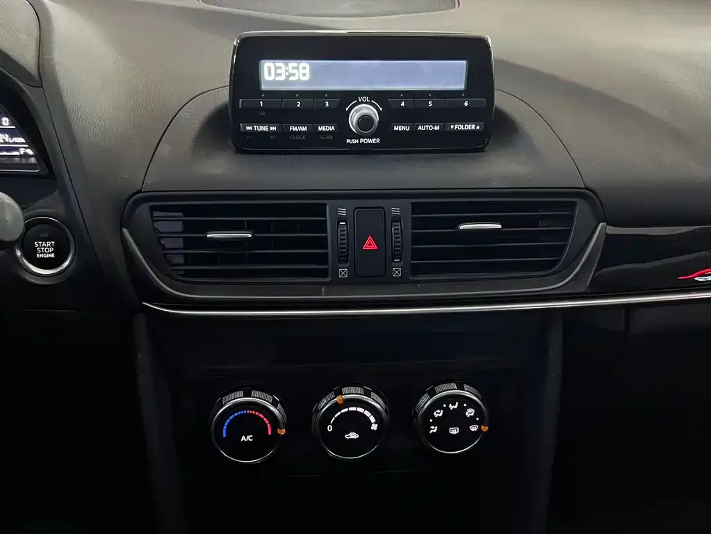 Mazda CX-4 2022 из CN, фото 2