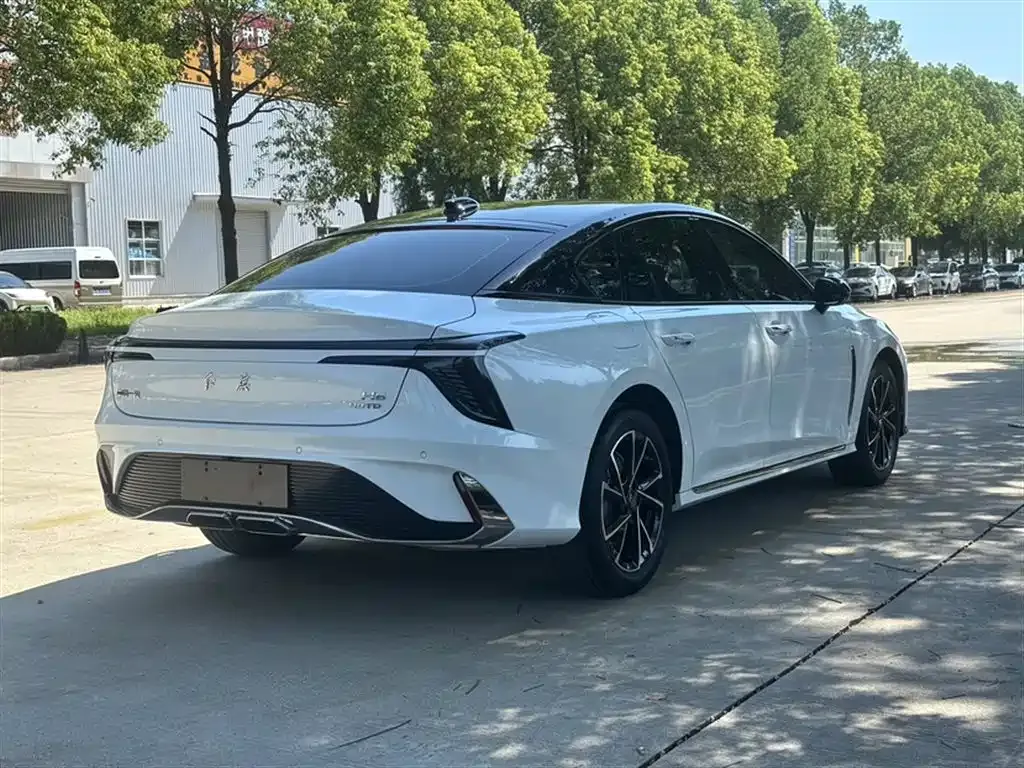 Hongqi H6 2025 из CN, фото 8