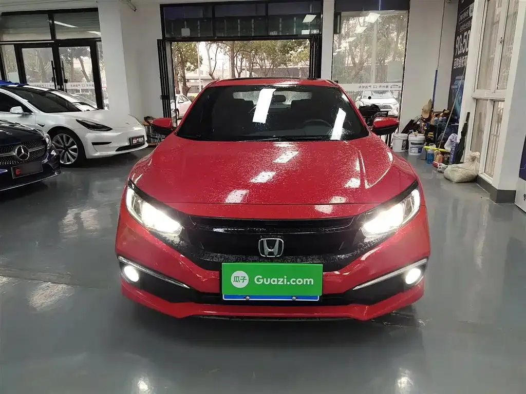 Honda Civic — фото 10