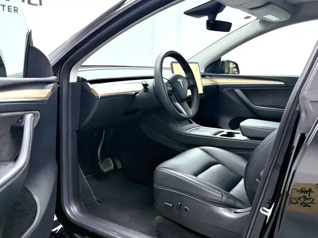 Tesla Model Y 2022 из CN, фото 10