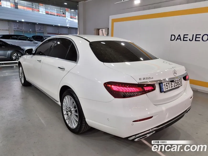 Mercedes-Benz E-Class 2023 из KR, фото 5