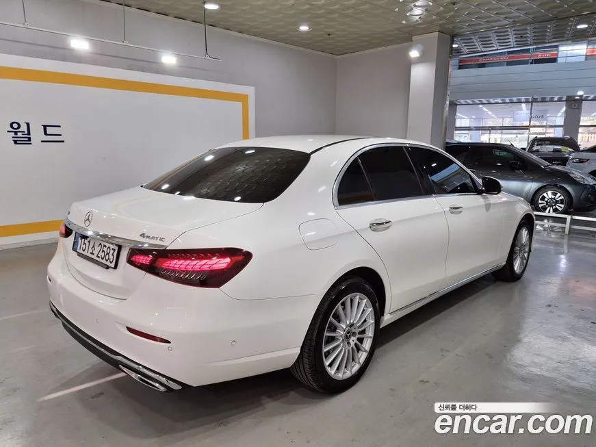 Mercedes-Benz E-Class 2023 из KR, фото 6