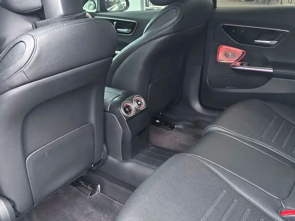 Mercedes-Benz C-Class 2023 из CN, фото 7