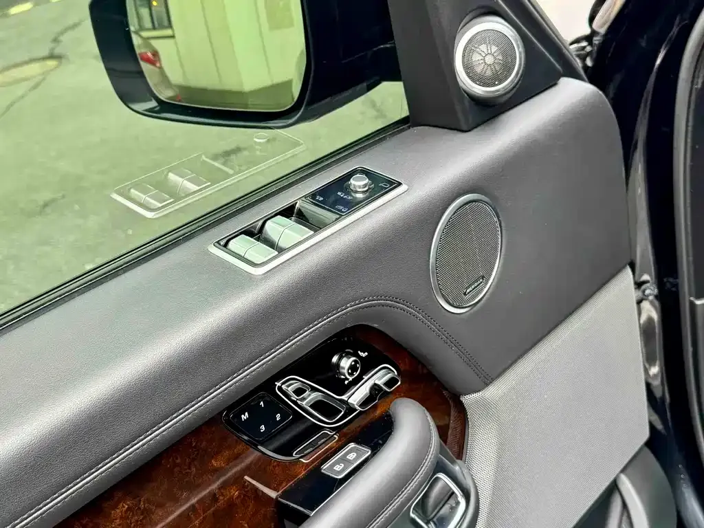 Land Rover Range Rover 2021 из CN, фото 9