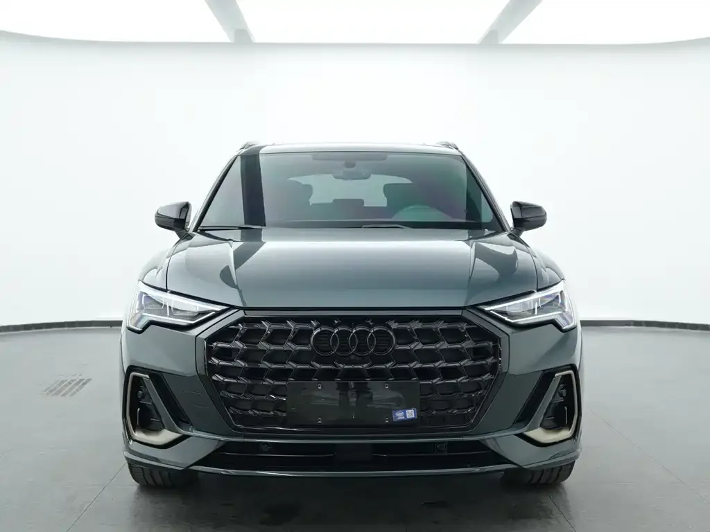 Audi Q3 2024 из CN, фото 3