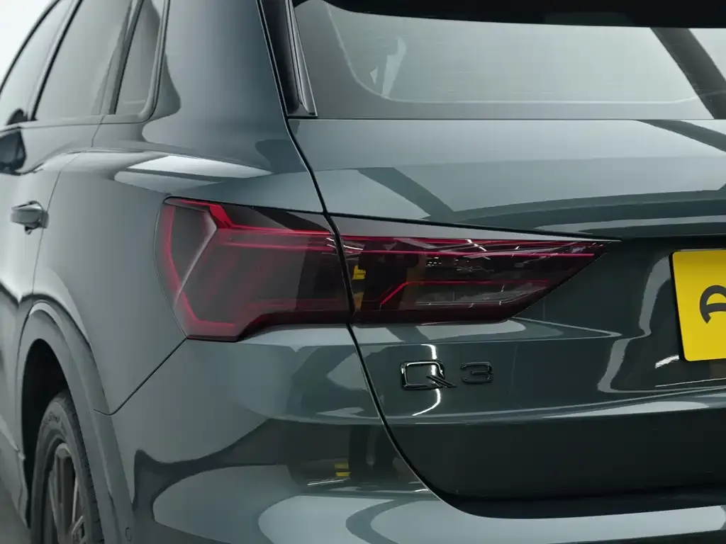 Audi Q3 2024 из CN, фото 6