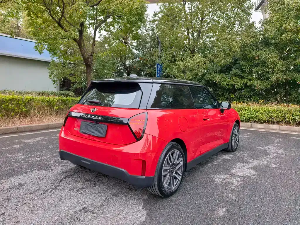 MINI Cooper EV — фото 3