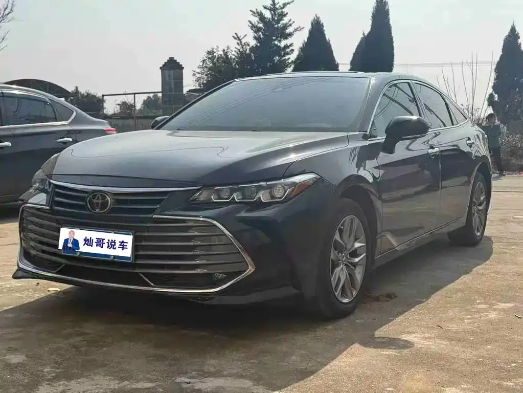 Toyota Avalon 2021 из CN, фото 1