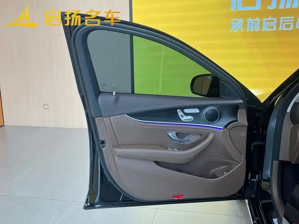 Mercedes-Benz E-Class 2022 из CN, фото 3
