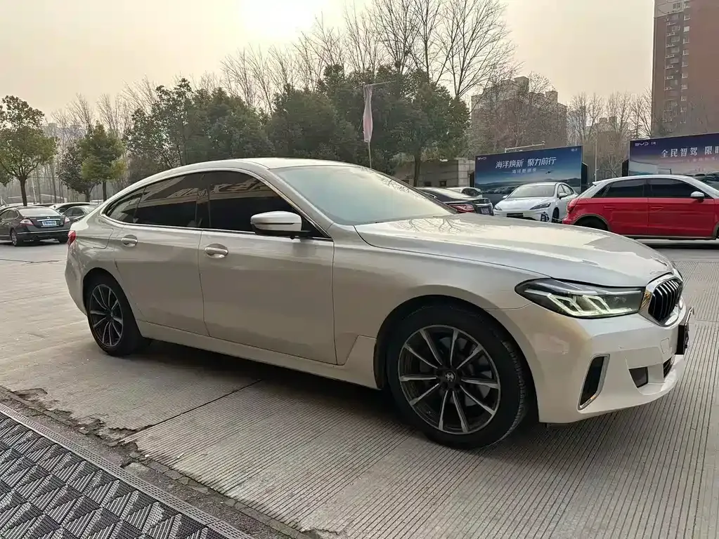 BMW 6 Series GT — фото 9