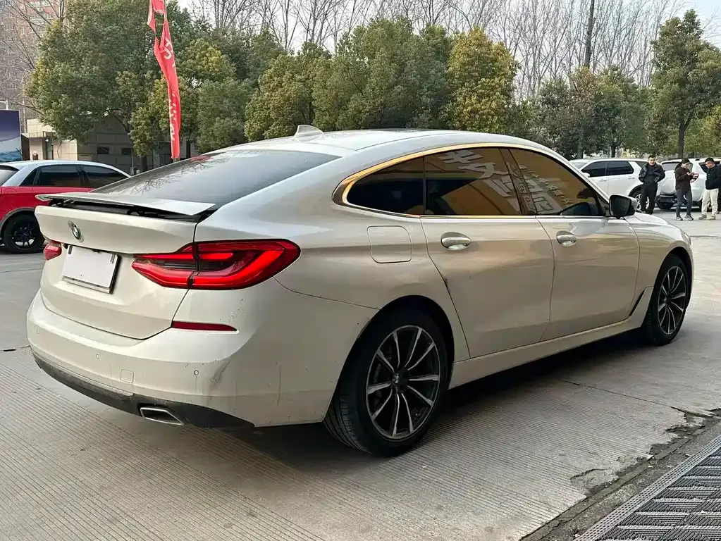 BMW 6 Series GT — фото 10