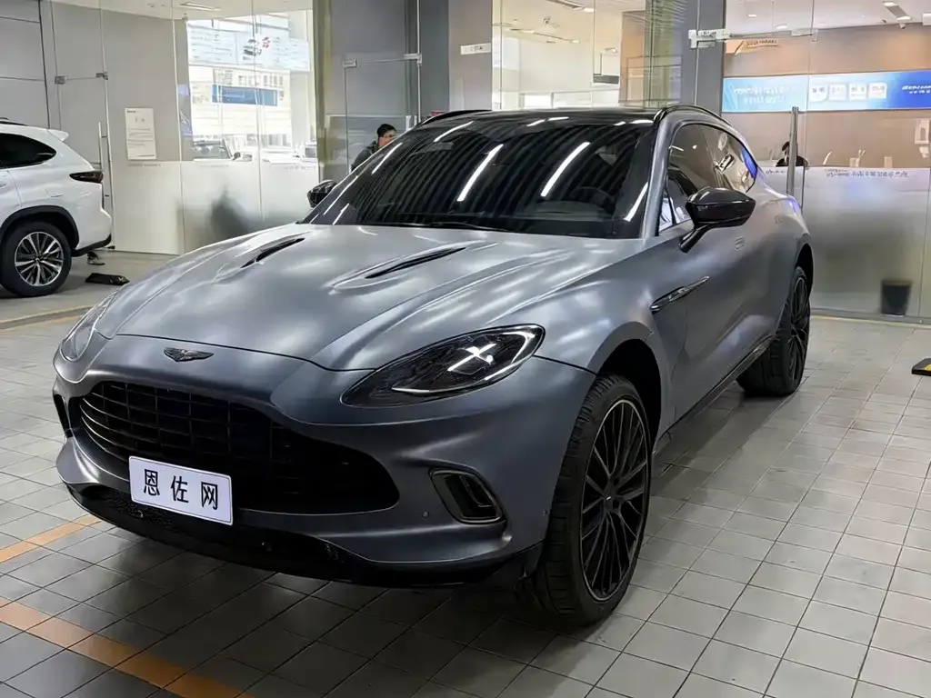 Aston Martin DBX 2022 из CN, фото 1