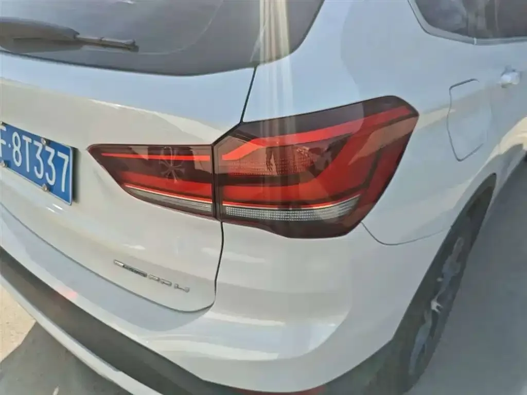 BMW X1 2022 из CN, фото 6