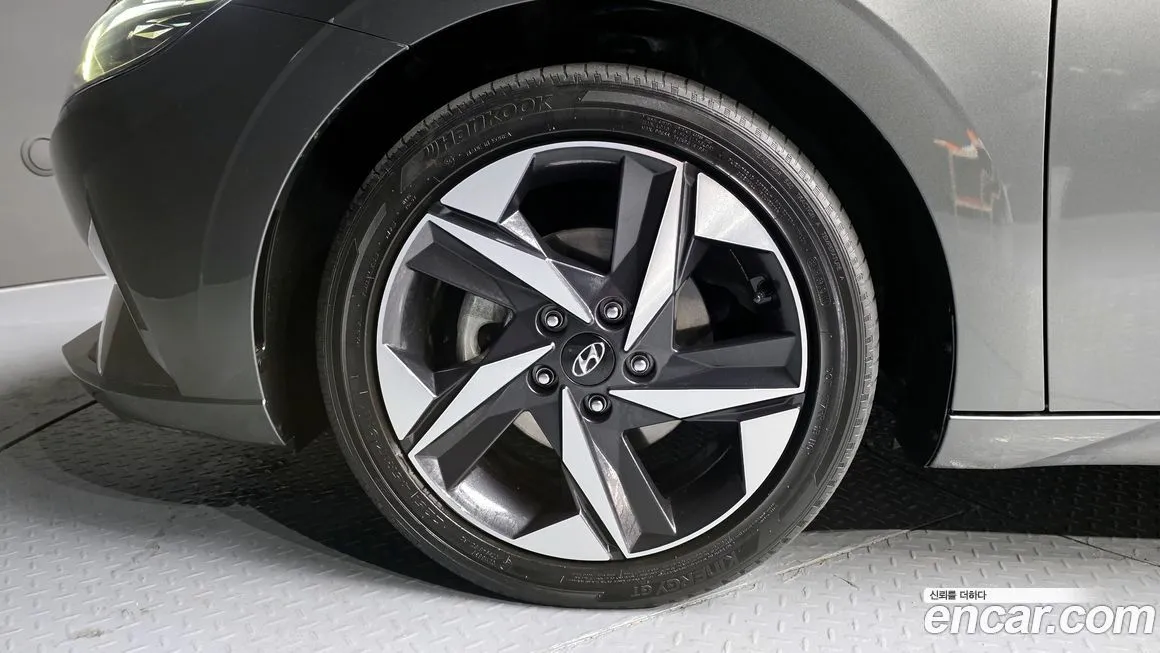 Hyundai AVANTE — фото 8