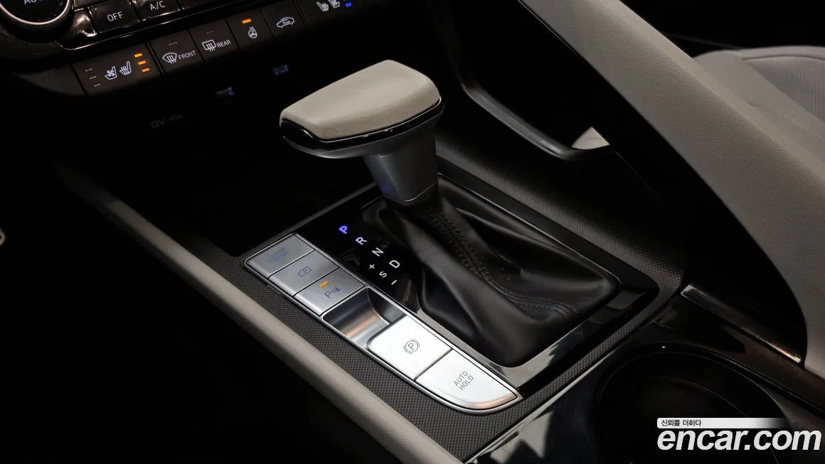 Hyundai AVANTE — фото 4