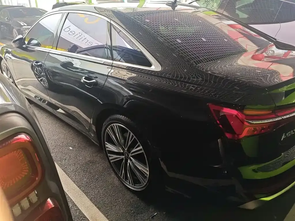 Audi A6L 2025 из CN, фото 9