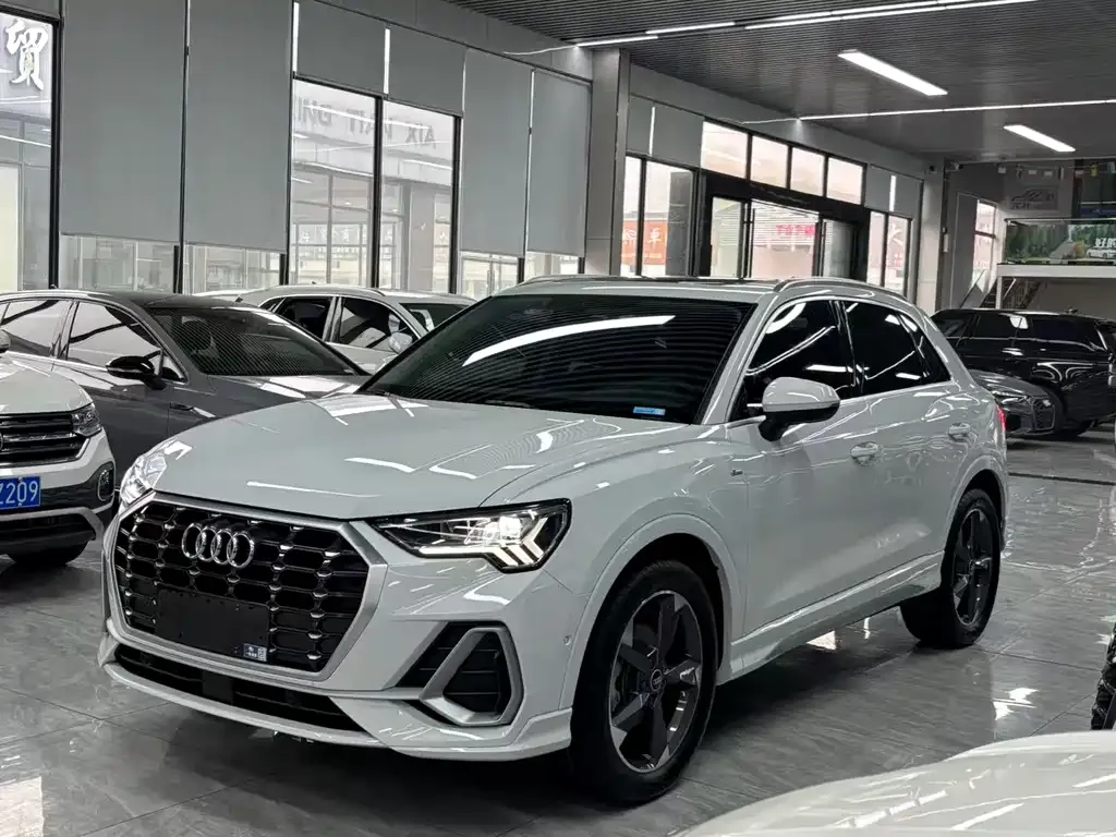 Audi Q3 2022 из CN, фото 1
