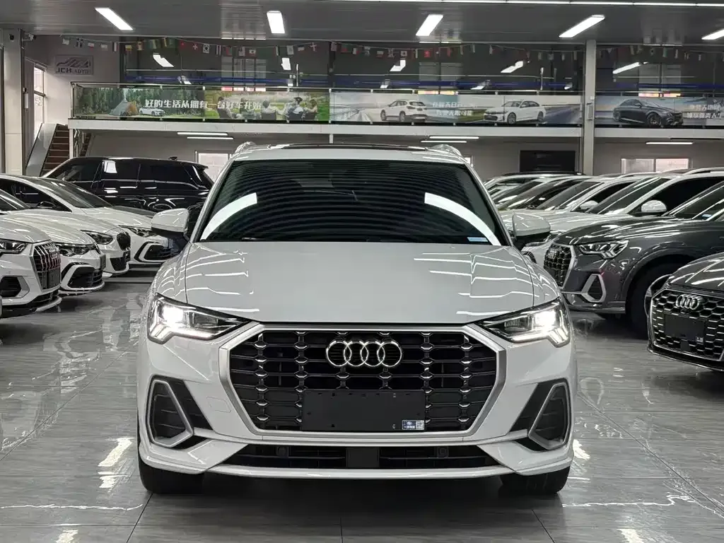 Audi Q3 2022 из CN, фото 10