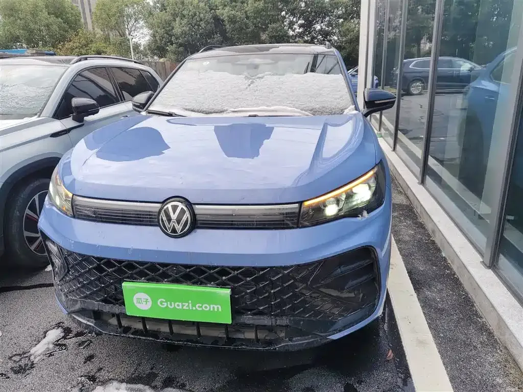Volkswagen Tiguan L 2024 из CN, фото 6
