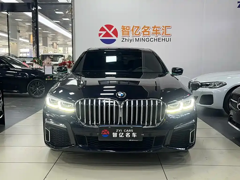 BMW 7 Series 2021 из CN, фото 2