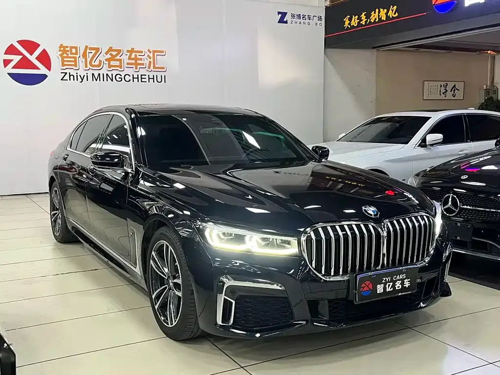 BMW 7 Series 2021 из CN, фото 6