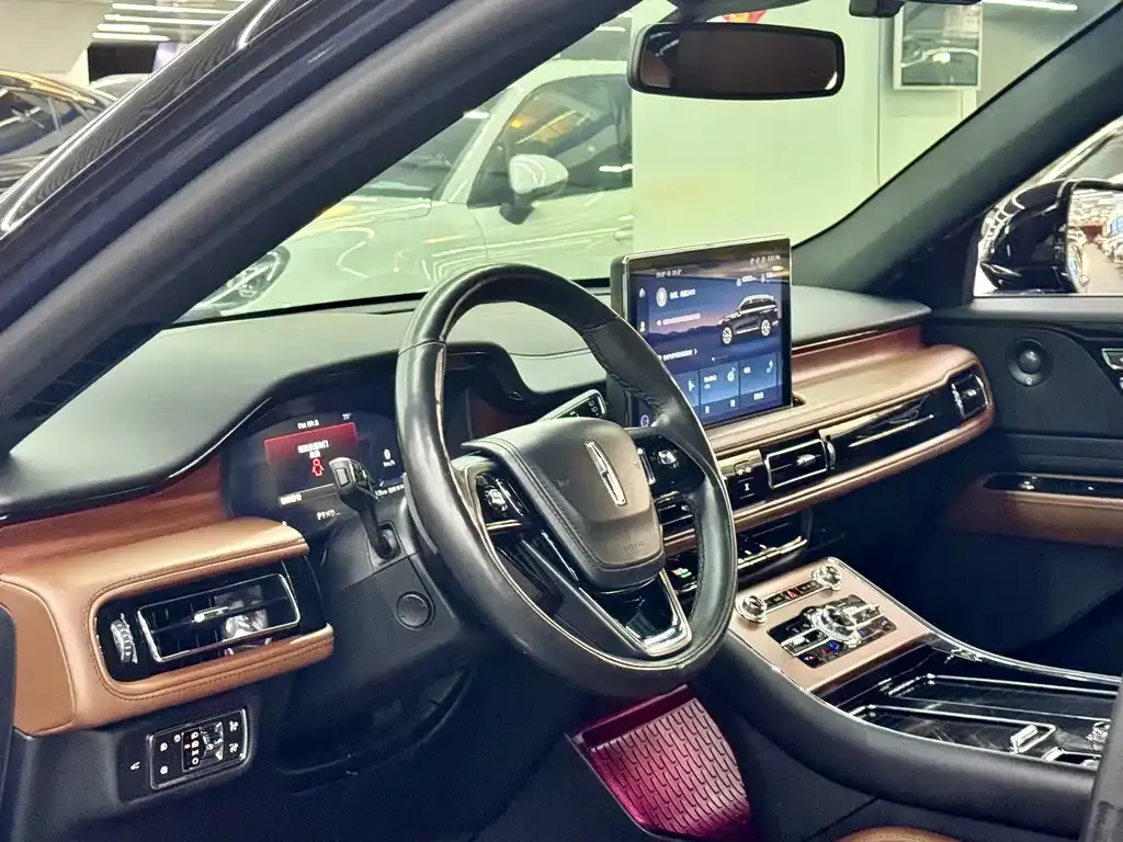 Lincoln Aviator 2021 из CN, фото 5