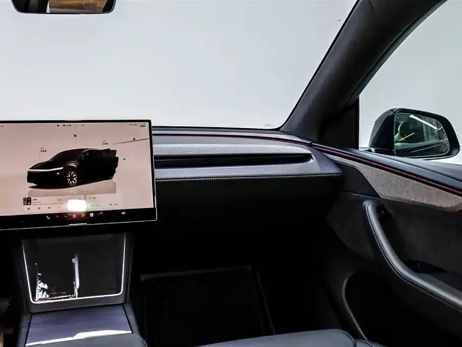 Tesla Model Y L 2025 из CN, фото 7