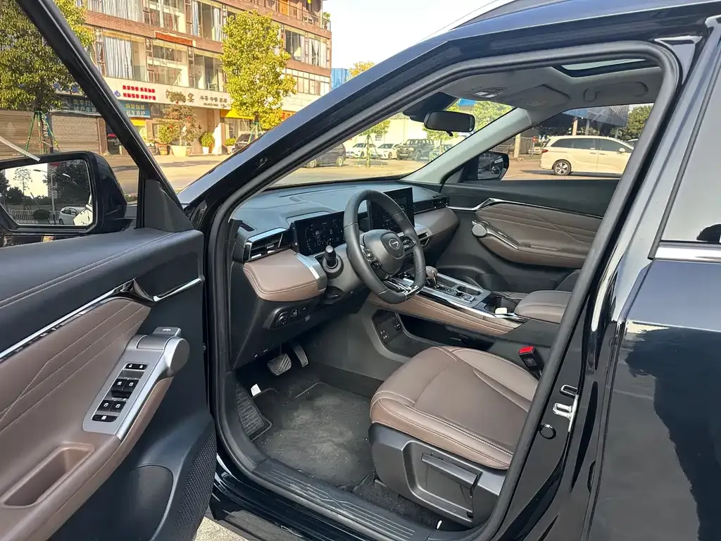 GAC Motor Trumpchi GS4 — фото 5
