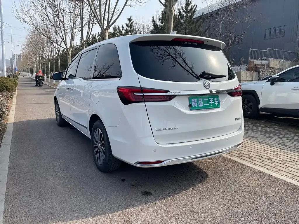 Buick GL8 2021 из CN, фото 10