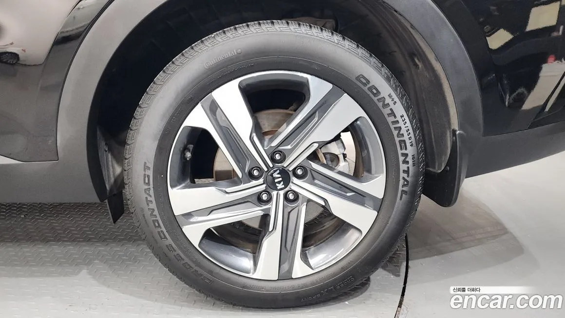Kia Sorento — фото 5