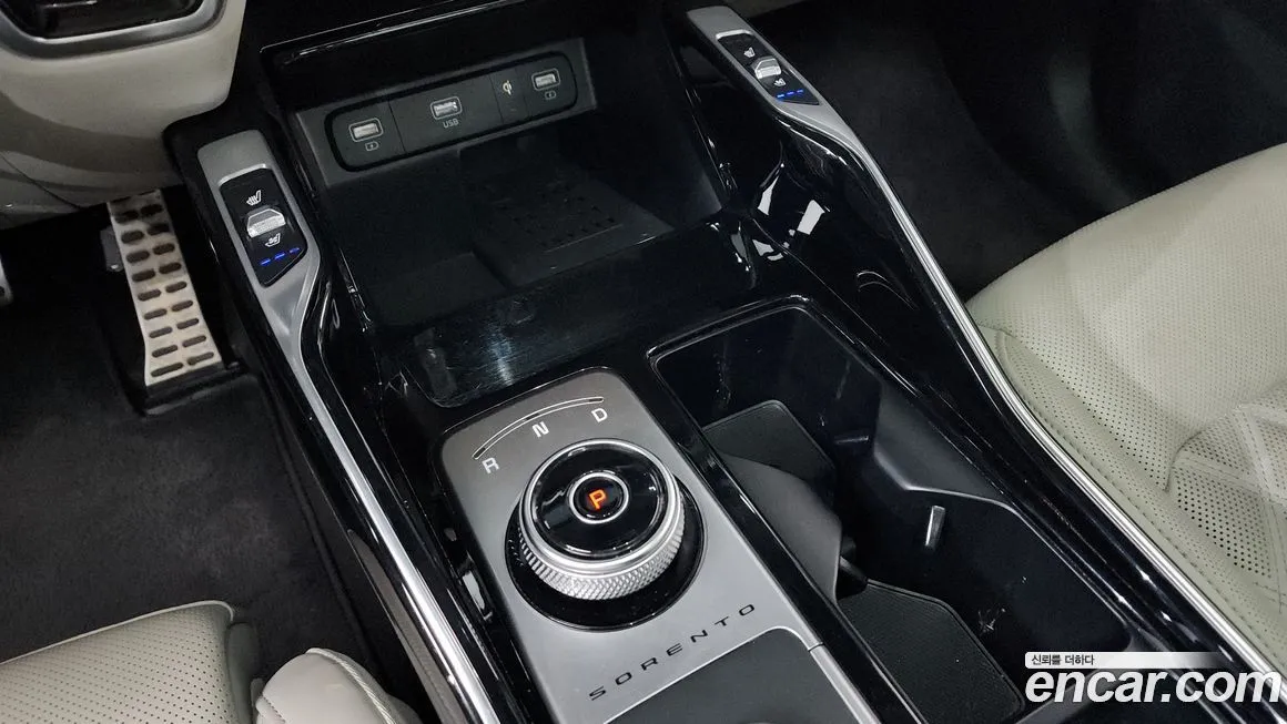 Kia Sorento — фото 9