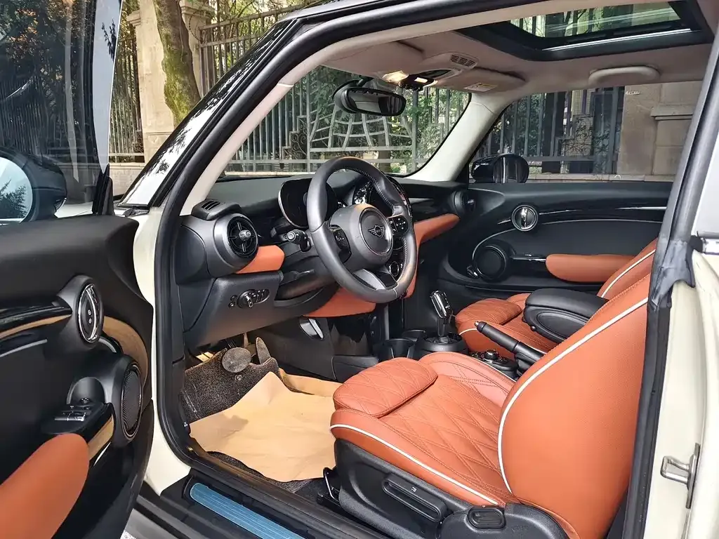 MINI Cooper (3-door) 2021 из CN, фото 9