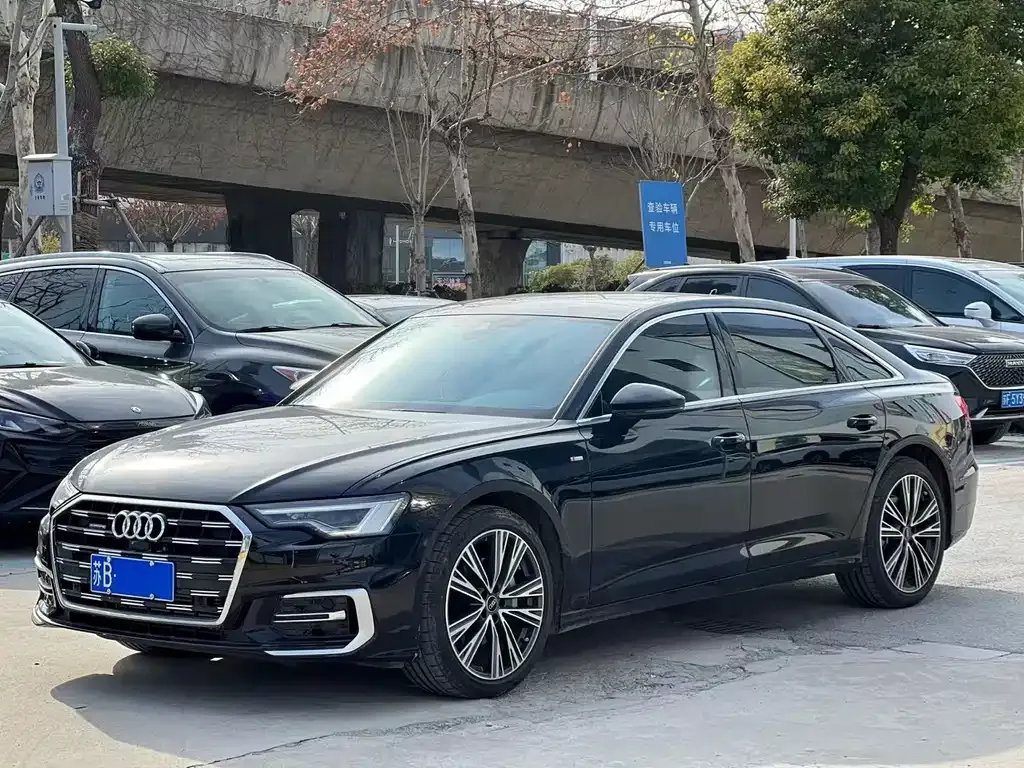 Audi A6L 2025 из CN, фото 1
