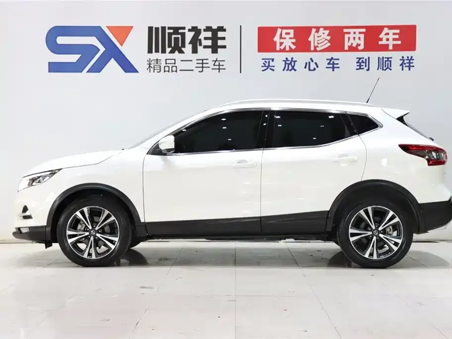 Nissan Qashqai 2022 из CN, фото 2