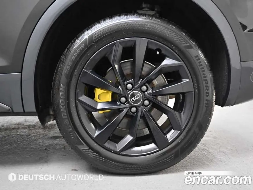 Audi Q5 2021 из KR, фото 9