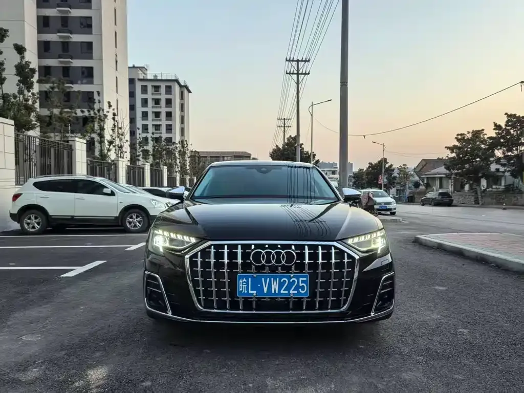 Audi A8 2022 из CN, фото 5