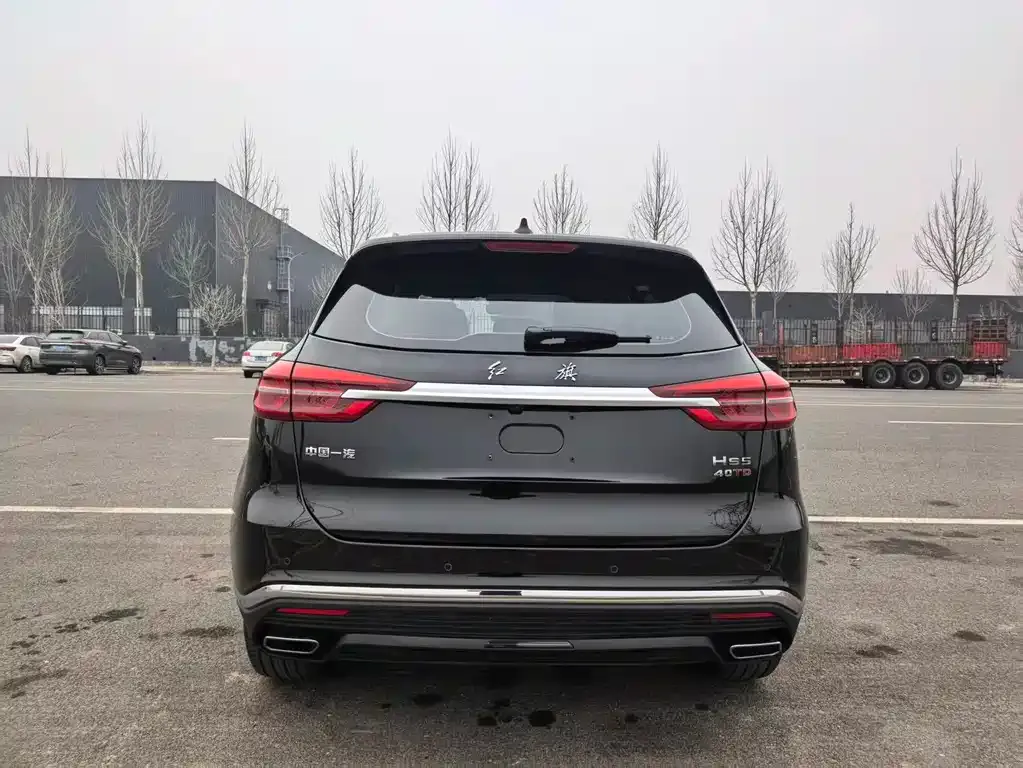 Hongqi HS5 — фото 4