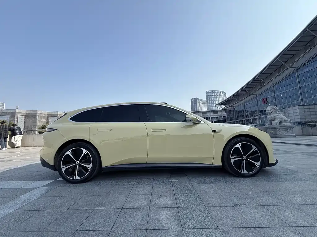 NIO ET5T 2023 из CN, фото 3