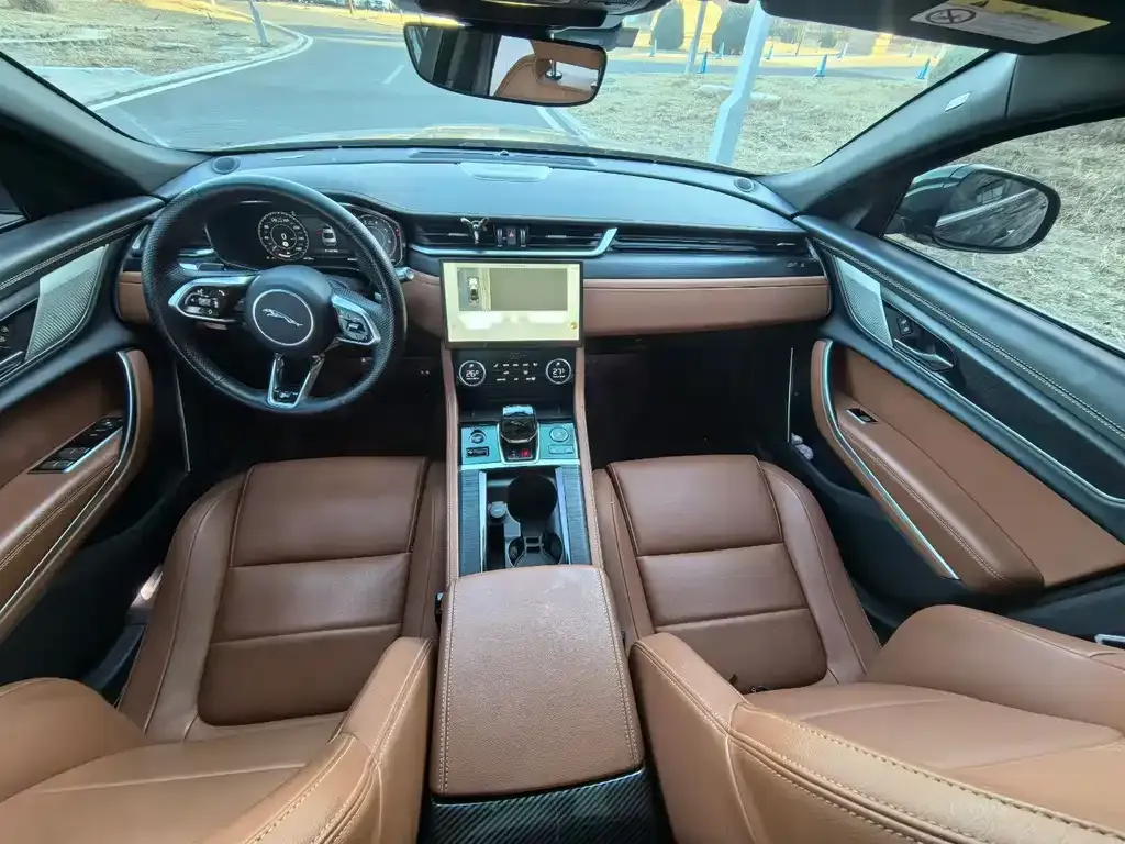 Jaguar XFL 2023 из CN, фото 4