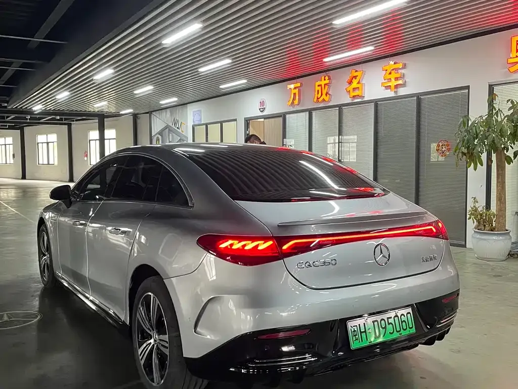 Mercedes-Benz EQE 2024 из CN, фото 9