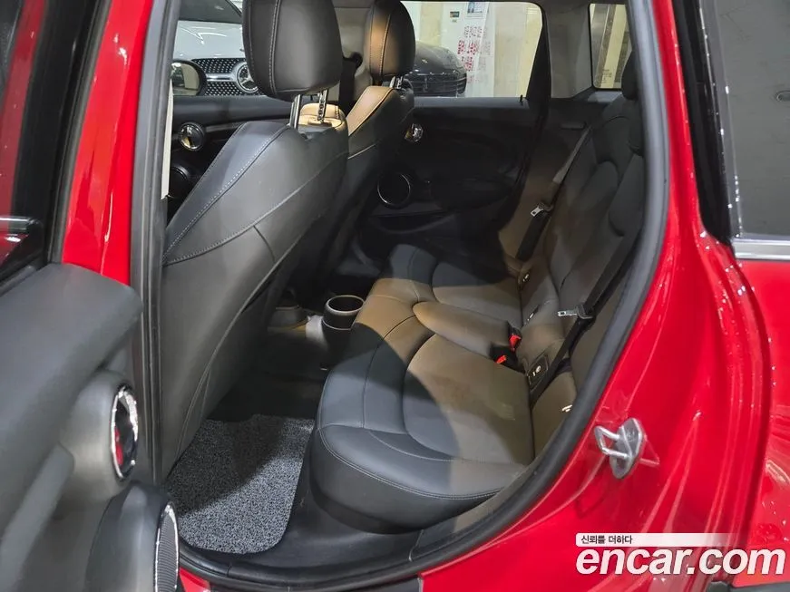 Mini Cooper 2021 из KR, фото 8