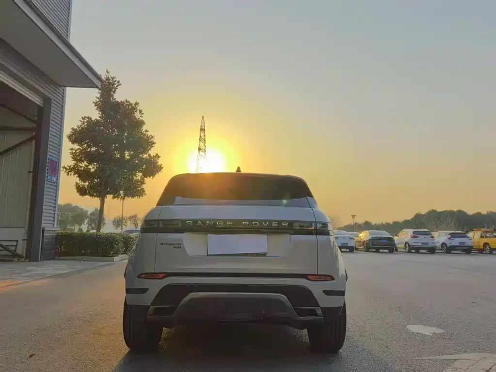 Land Rover Evoque 2023 из CN, фото 2